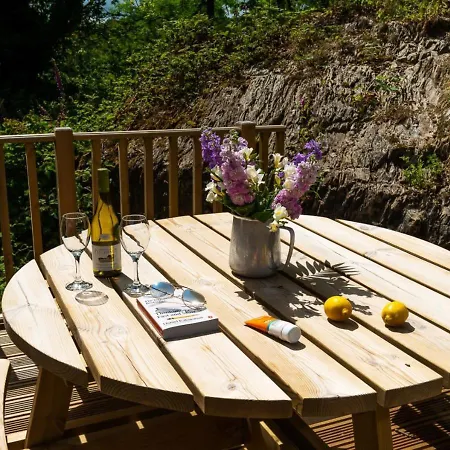 Bee Holme Сasa de vacaciones *